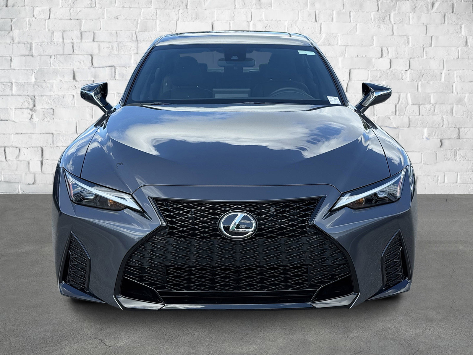 2025 Lexus IS 350 F SPORT photo 2