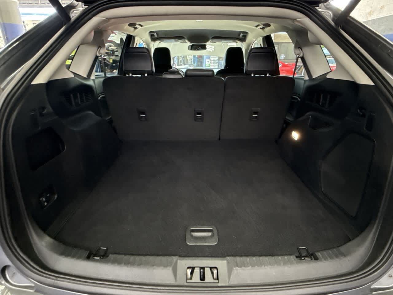 2024 Ford Edge Titanium photo 22