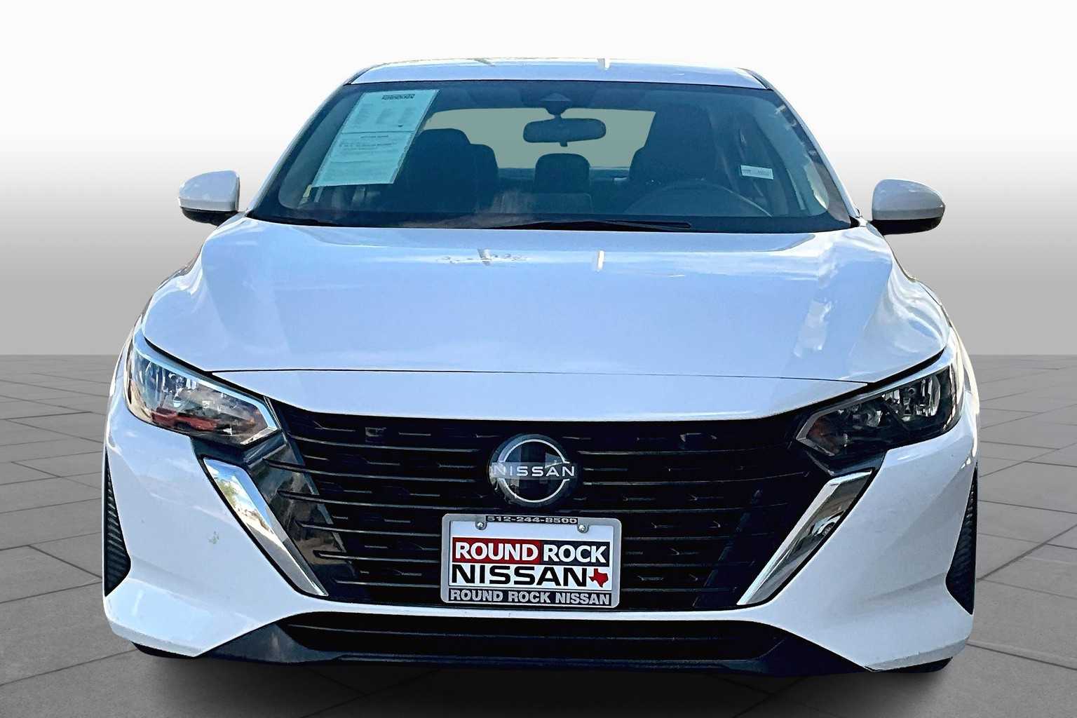 2024 Nissan Sentra SV photo 3