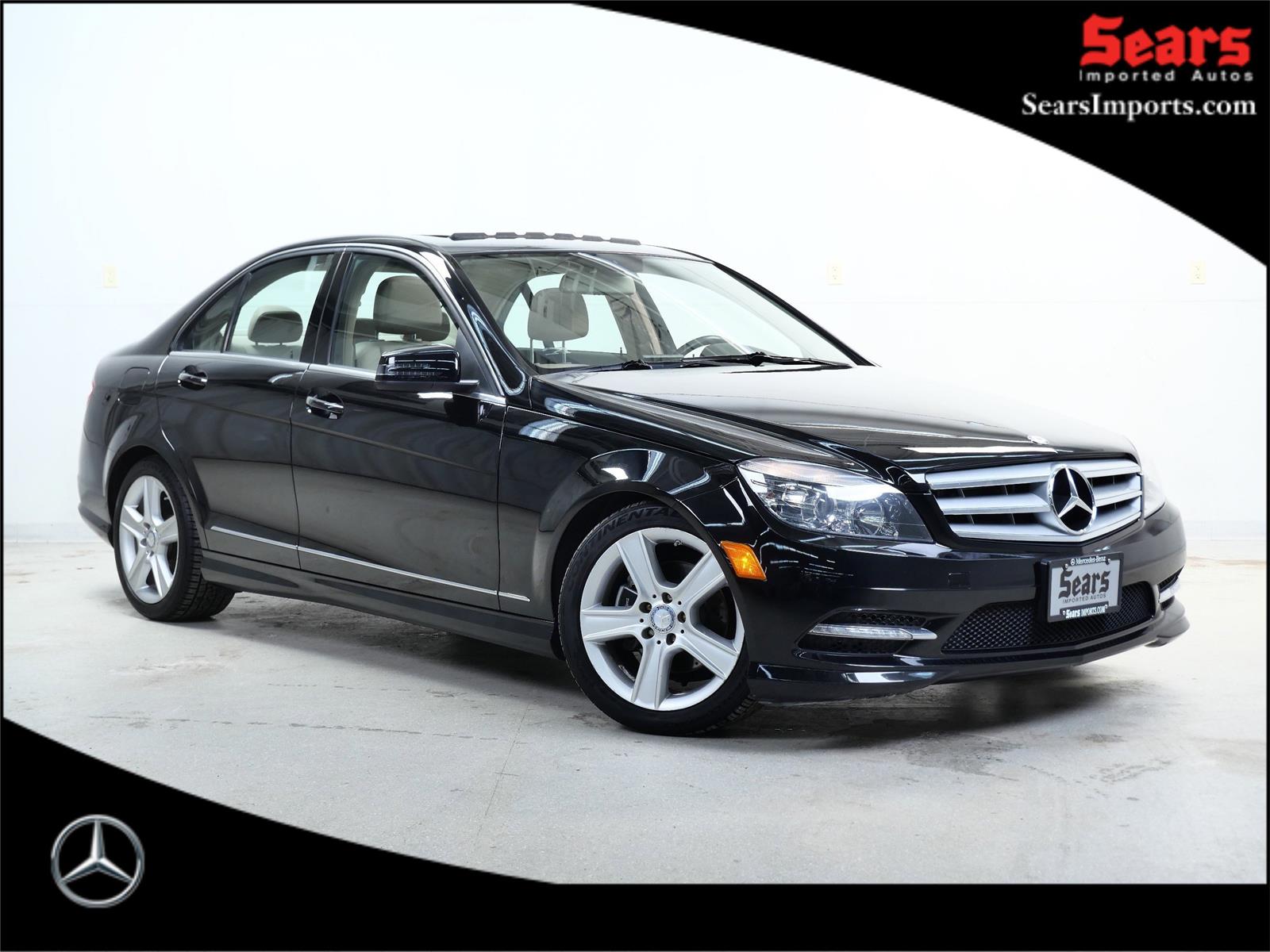 2011 Mercedes-Benz C-Class C300 Luxury's photo