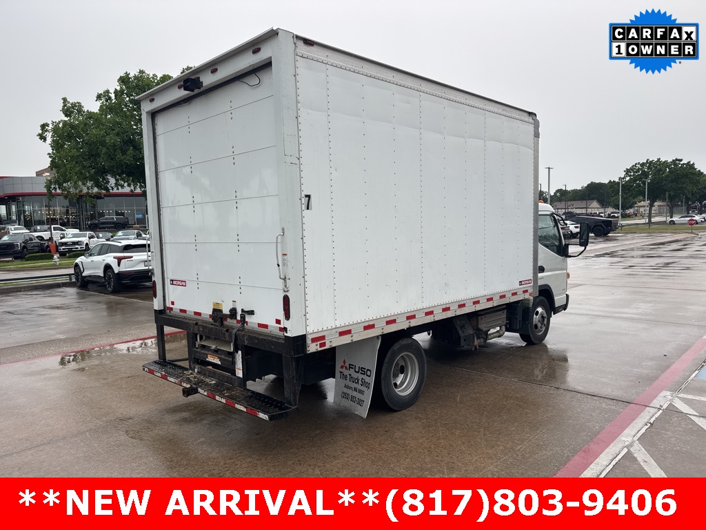 2017 Mitsubishi Fuso FEC52S photo 9