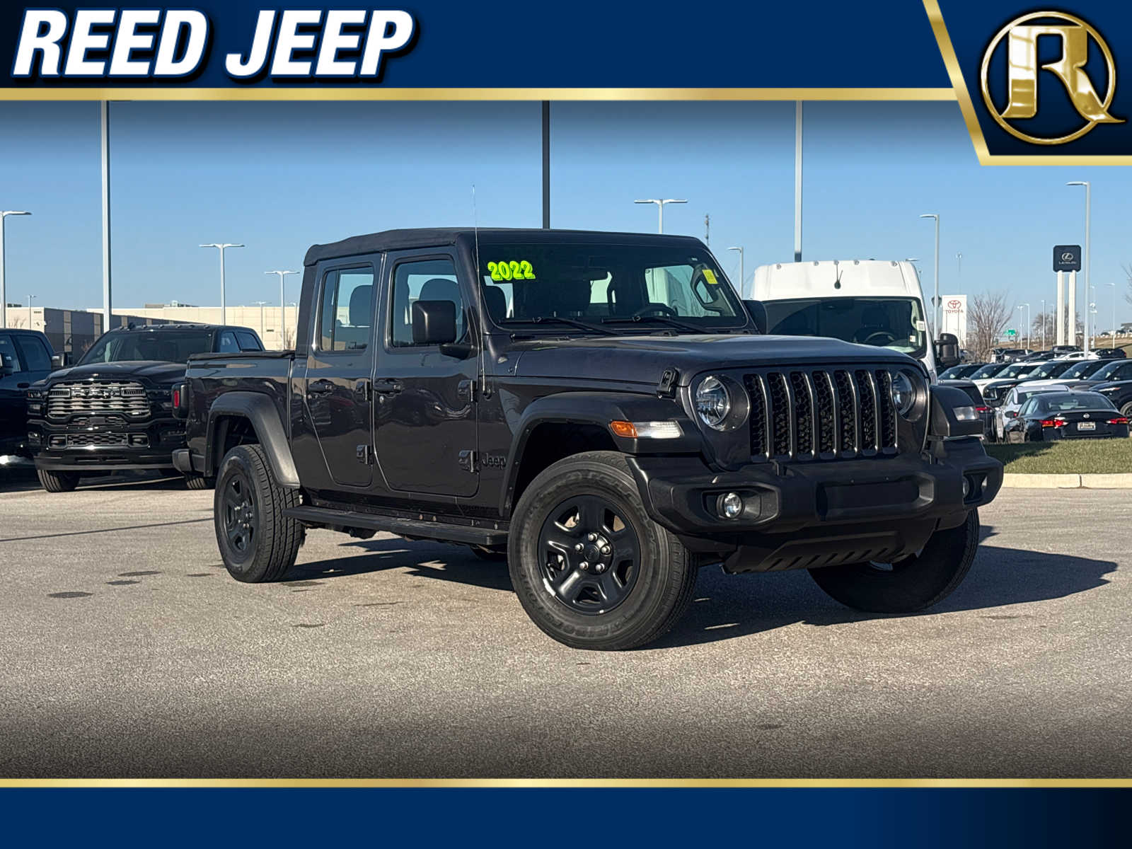2022 Jeep Gladiator Sport's photo