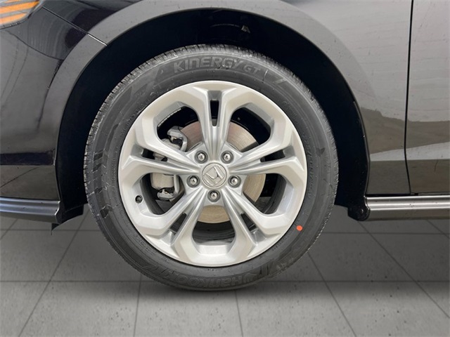 2025 Honda Accord LX photo 9