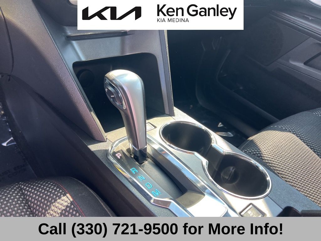2015 Chevrolet Equinox LT photo 29