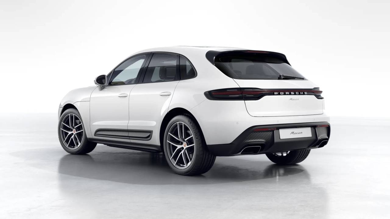 2026 Porsche Macan T photo 3