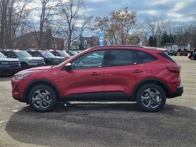 2025 Ford Escape ST-Line photo 28