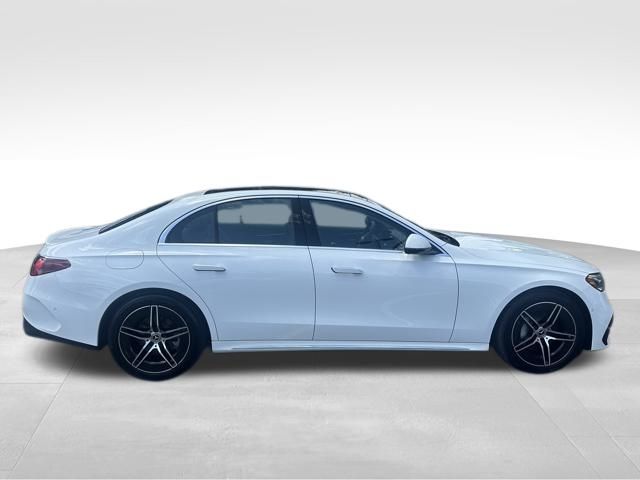 2025 Mercedes Benz E 350 4MATIC photo 6