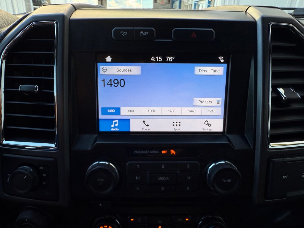 2016 Ford F-150 XLT photo 26