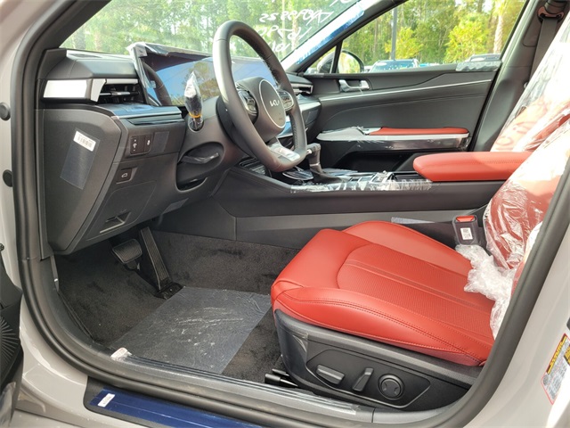 2026 Kia K5 GT-Line photo 4