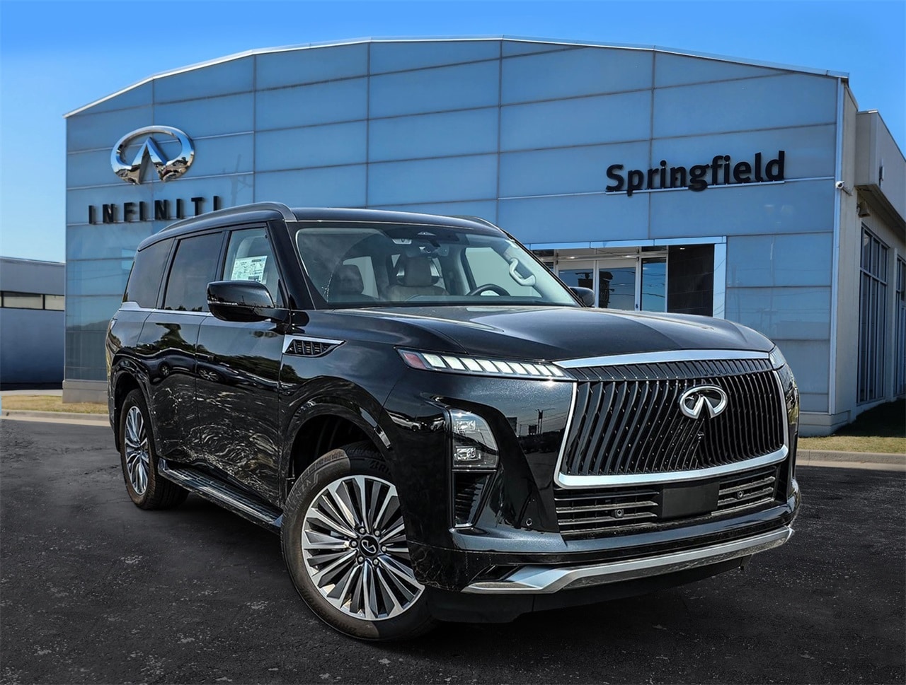 2025 INFINITI QX80 Sensory 4WD's photo