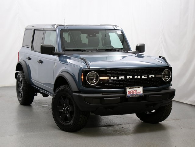 2025 Ford Bronco 4-Door Big Bend's photo