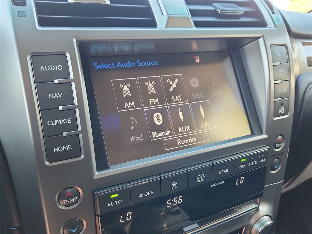 2017 Lexus GX 460 photo 13