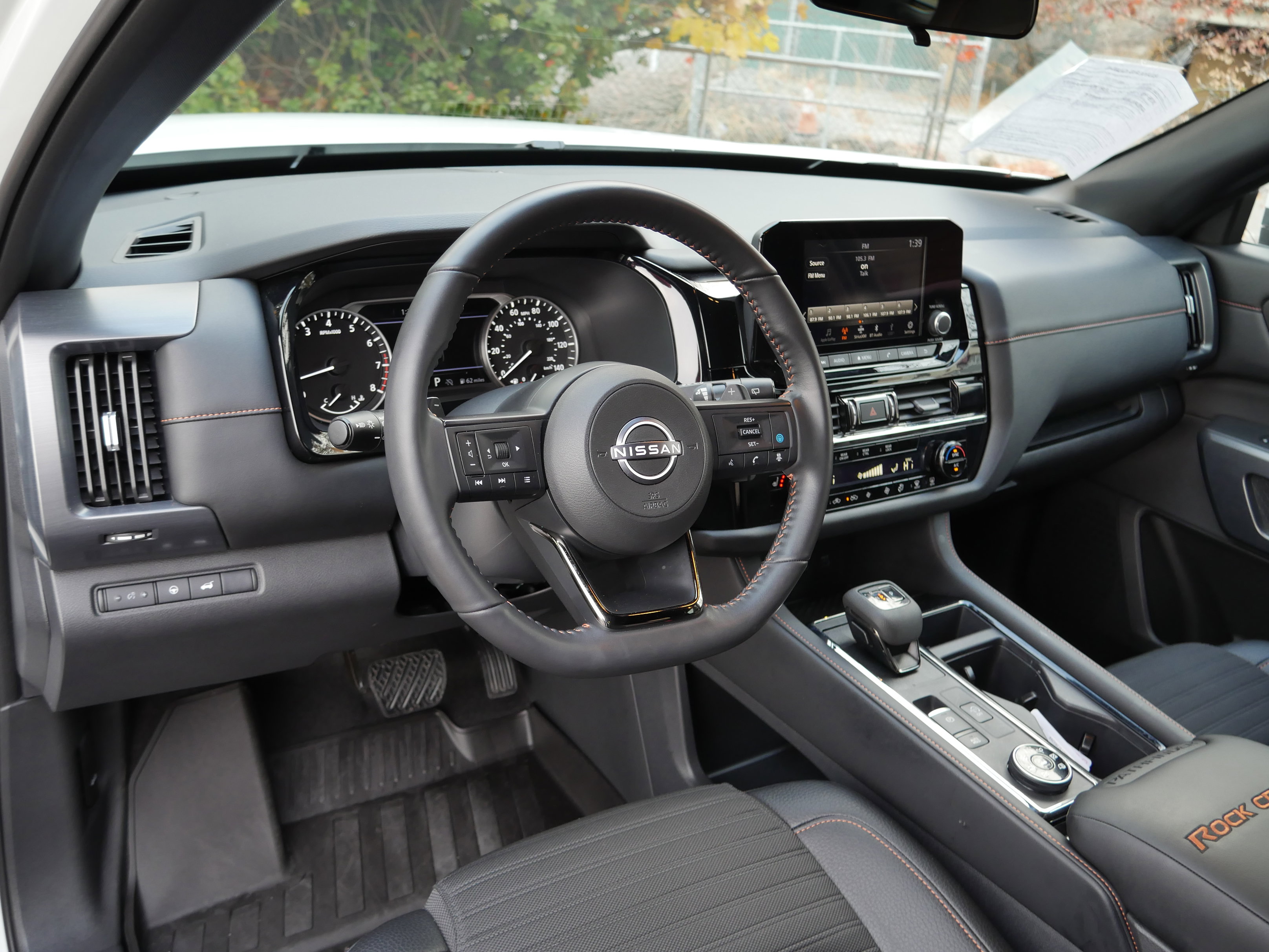 2025 Nissan Pathfinder Rock Creek photo 3