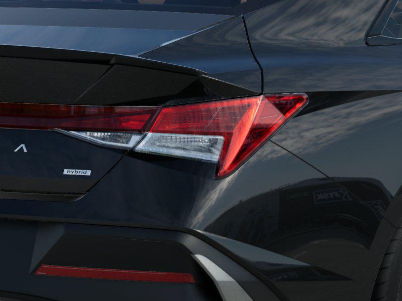 2025 Hyundai Elantra Hybrid SEL Sport photo 9