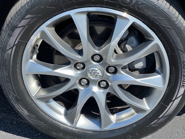 2020 Buick Envision Essence photo 10