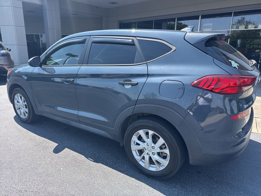 2021 Hyundai Tucson SE photo 3