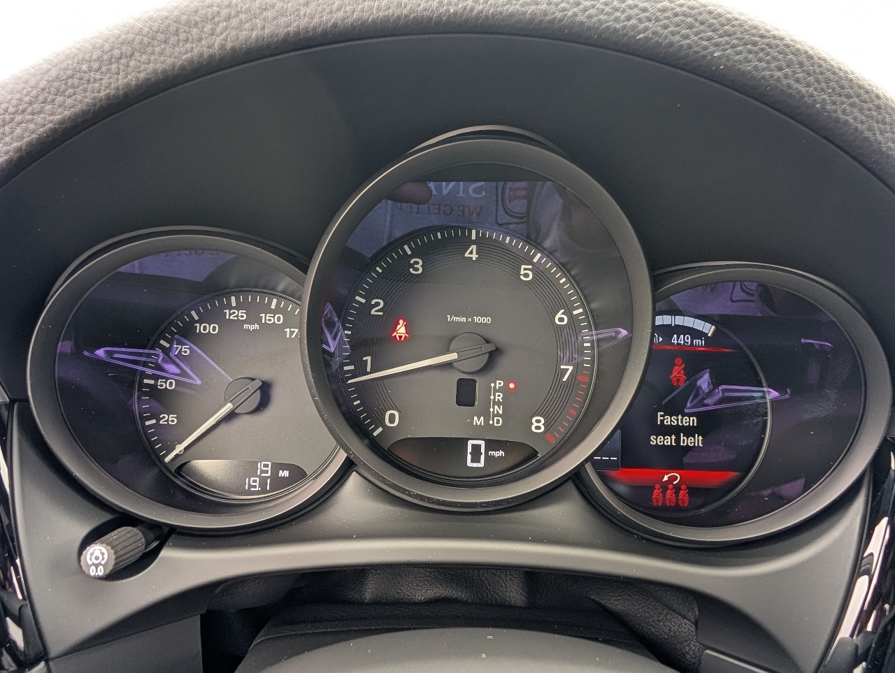 2025 Porsche Macan T photo 21