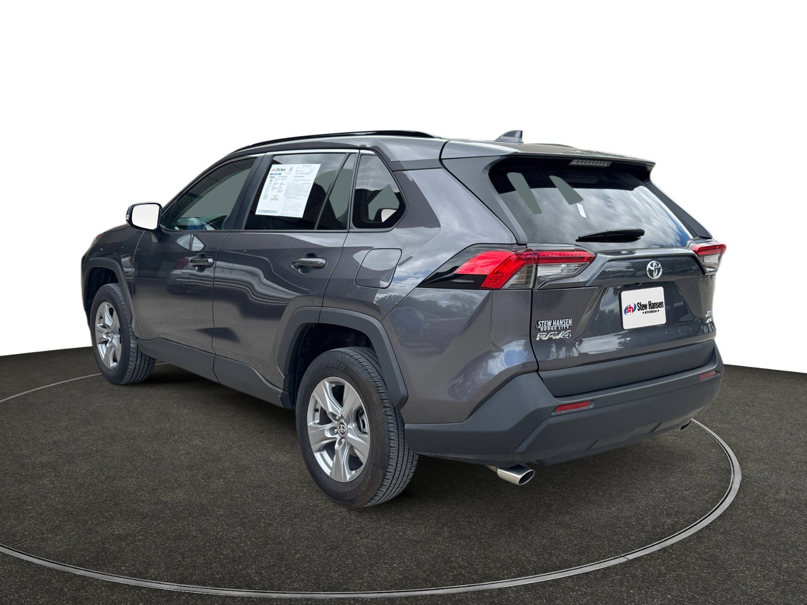 2024 Toyota RAV4 XLE photo 2