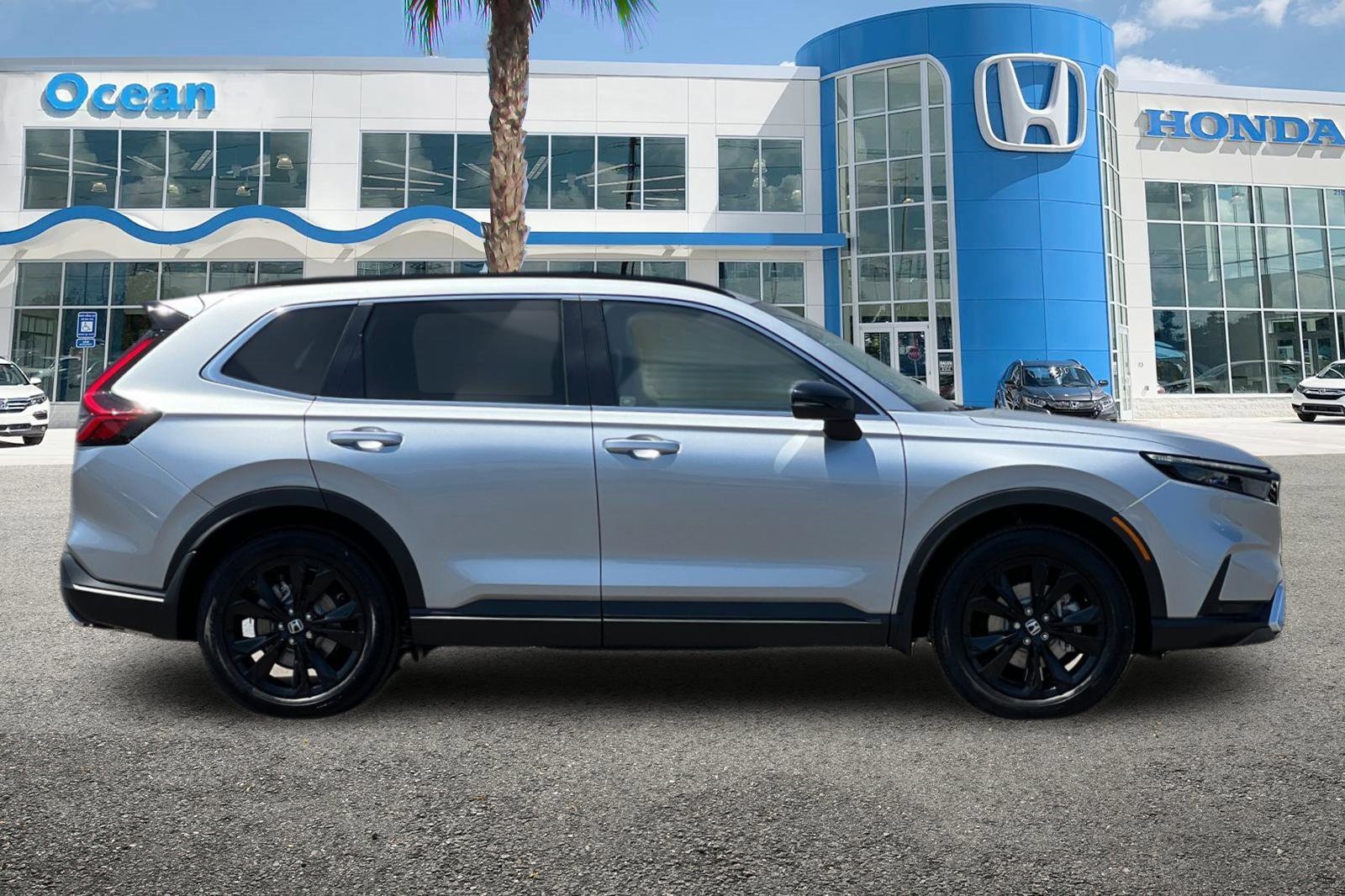2025 Honda CR-V Hybrid Sport Touring photo 3