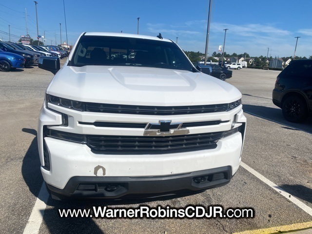 2019 Chevrolet Silverado 1500 LT photo 2
