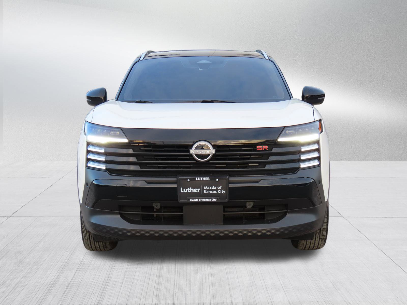 Used 2025 Nissan Kicks SR AWD with VIN 3N8AP6DD7SL382795 for sale in Kansas City