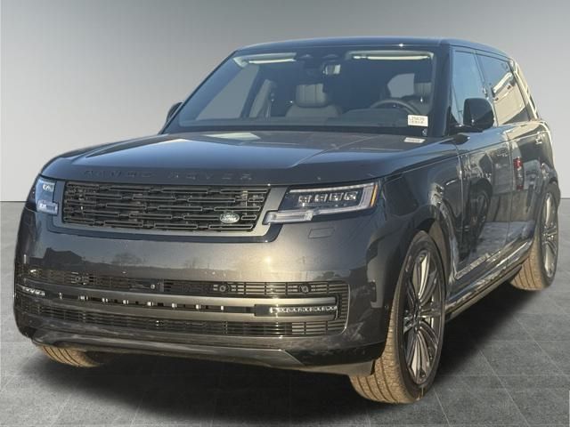 2025 Land Rover Range Rover SE's photo