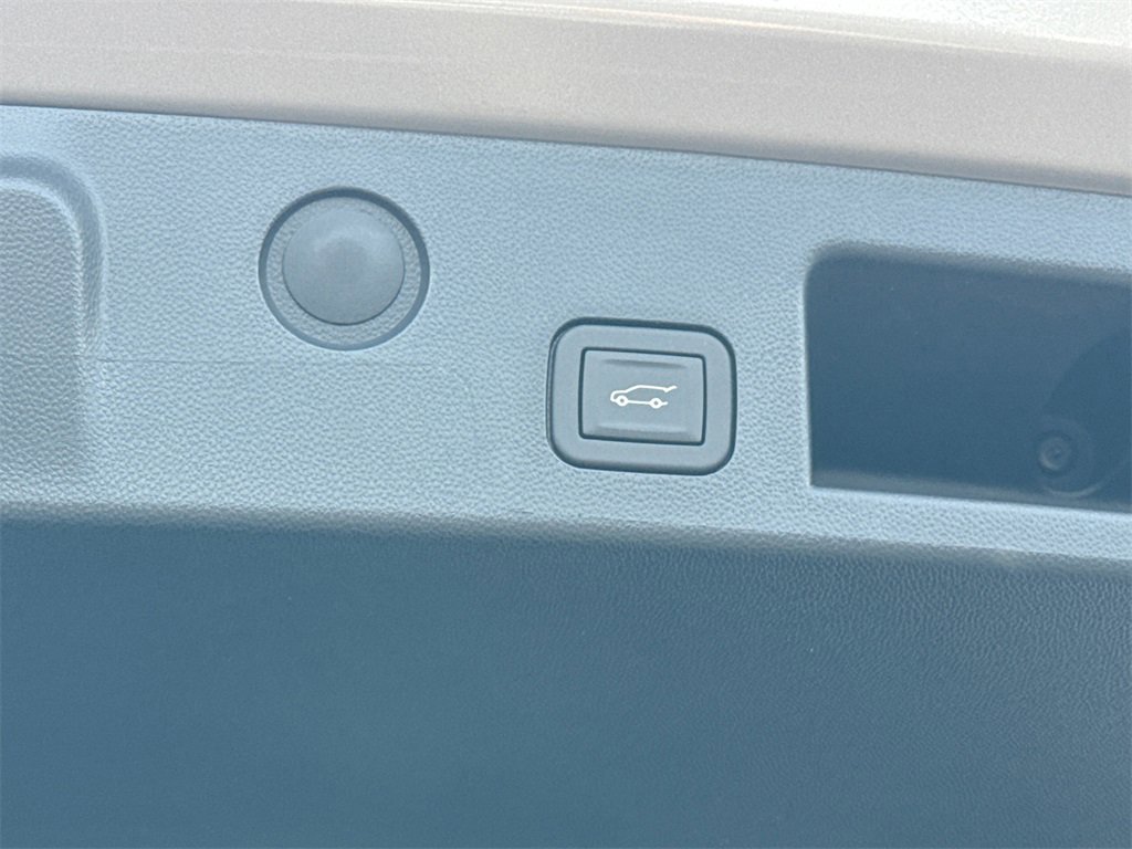 2026 GMC TERRAIN - Image 31