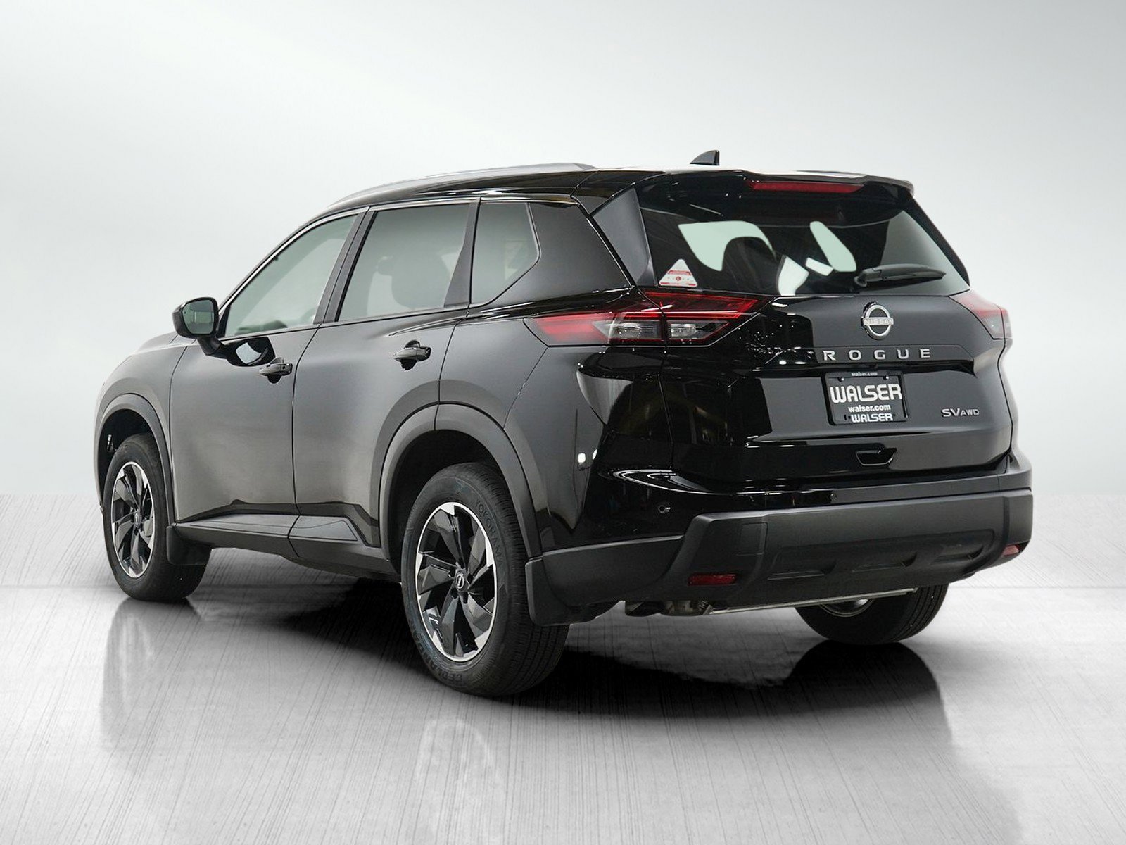 2024 Nissan Rogue SV photo 2