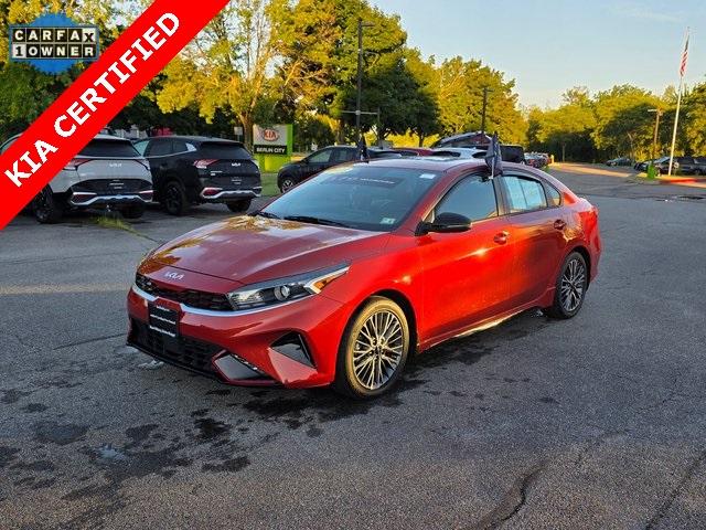 2023 Kia Forte GT-Line photo 3