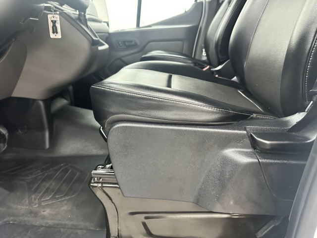 2020 Ford Transit photo 26