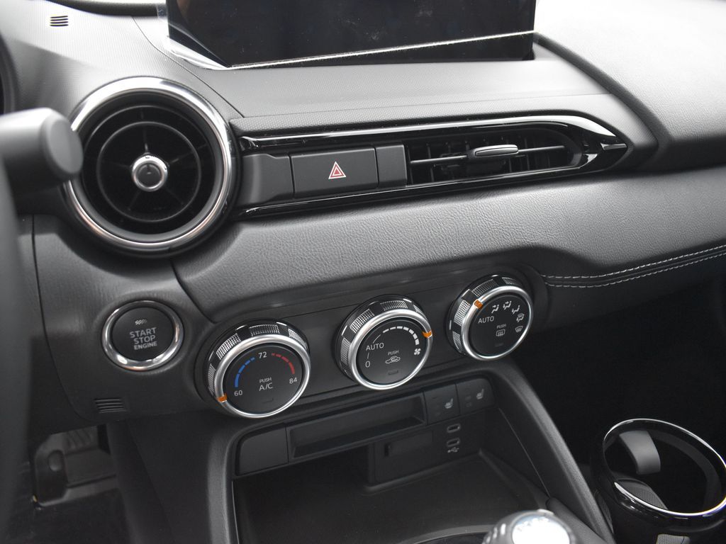 2025 Mazda MX-5 Miata Miata Grand Touring photo 15