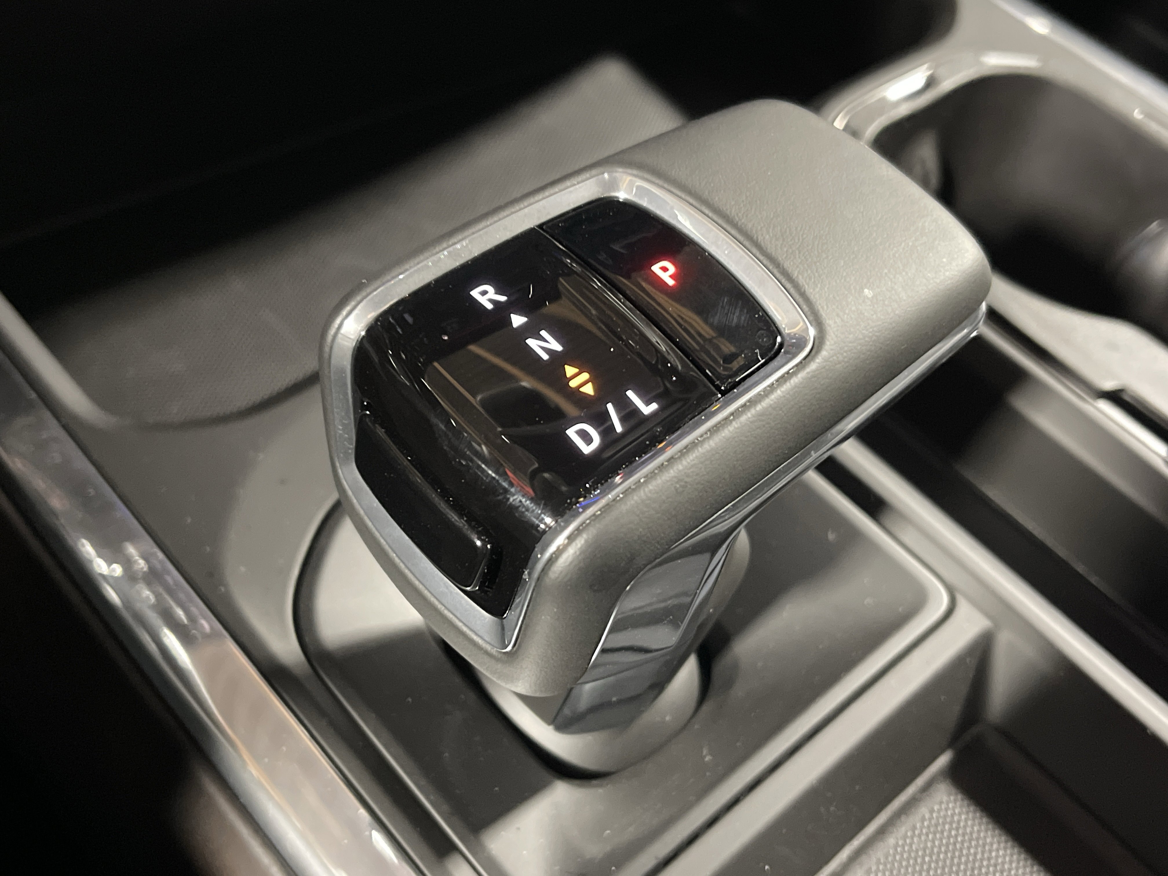 2025 Gmc Sierra 1500 SLT photo 3