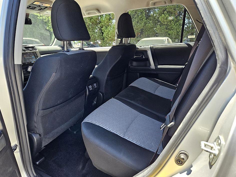 2024 Toyota 4Runner SR5 4WD photo 7