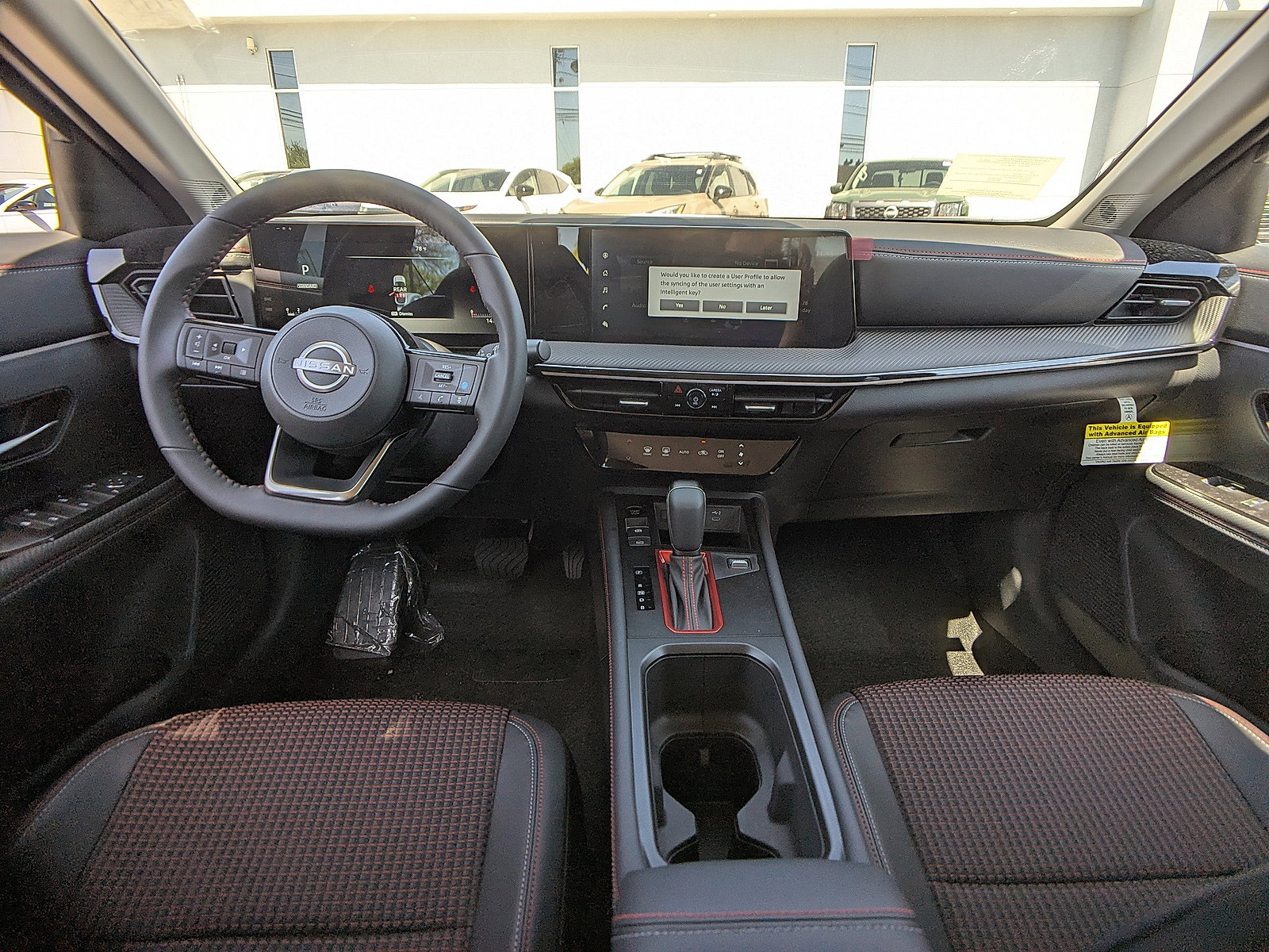 2025 Nissan Kicks SR photo 7