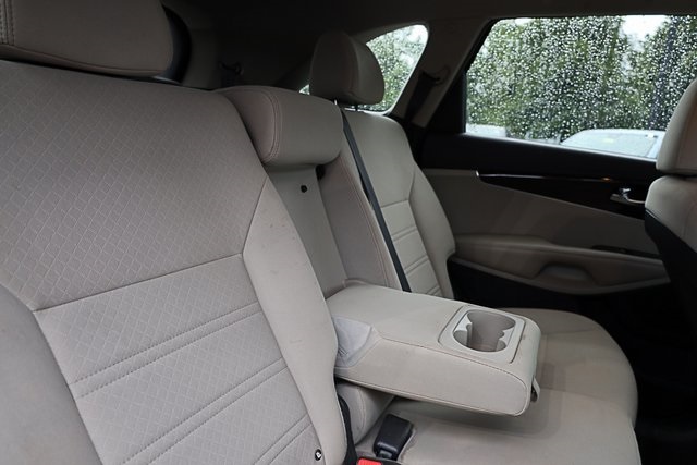 2019 Kia Sorento LX photo 22