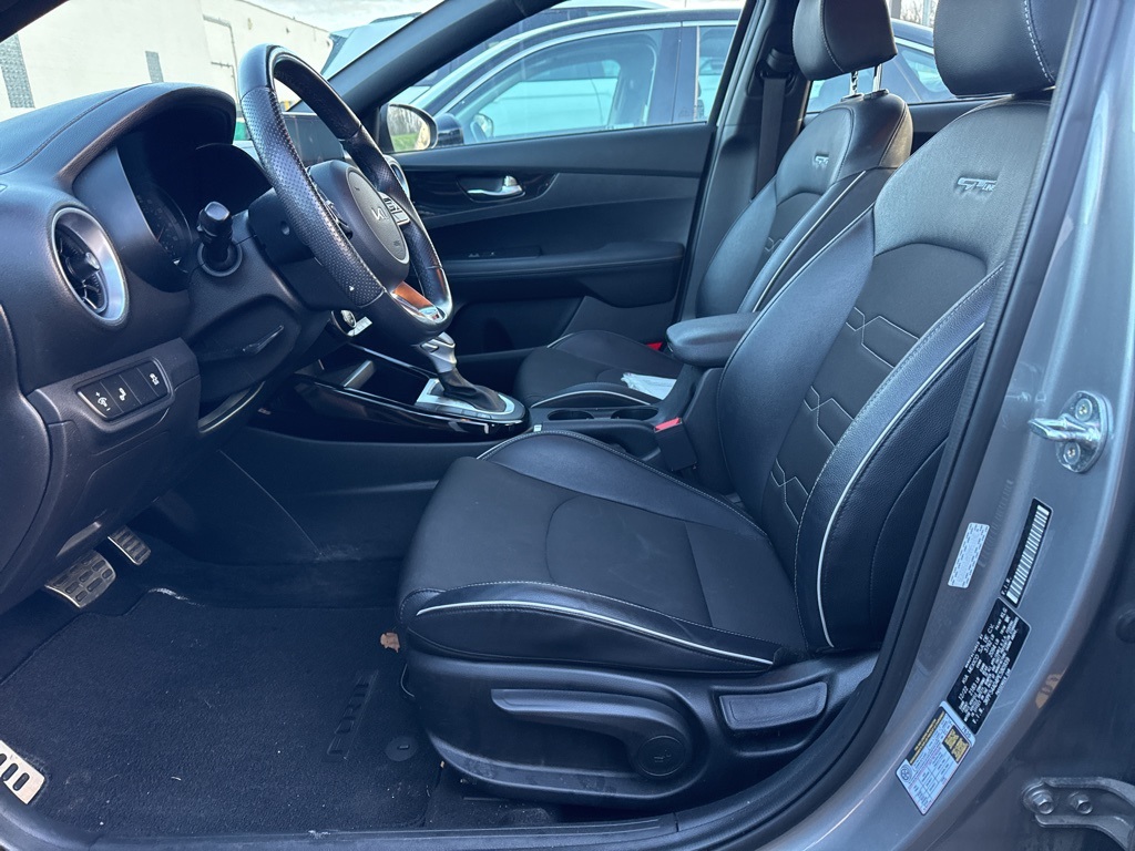 2023 Kia Forte GT-Line photo 3
