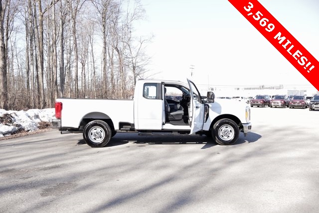 2023 Ford F-250 photo 4