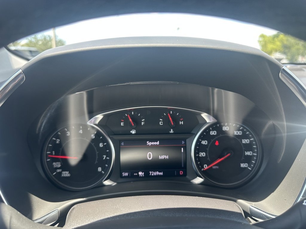 Used 2024 Summit White Chevrolet Premier image 20