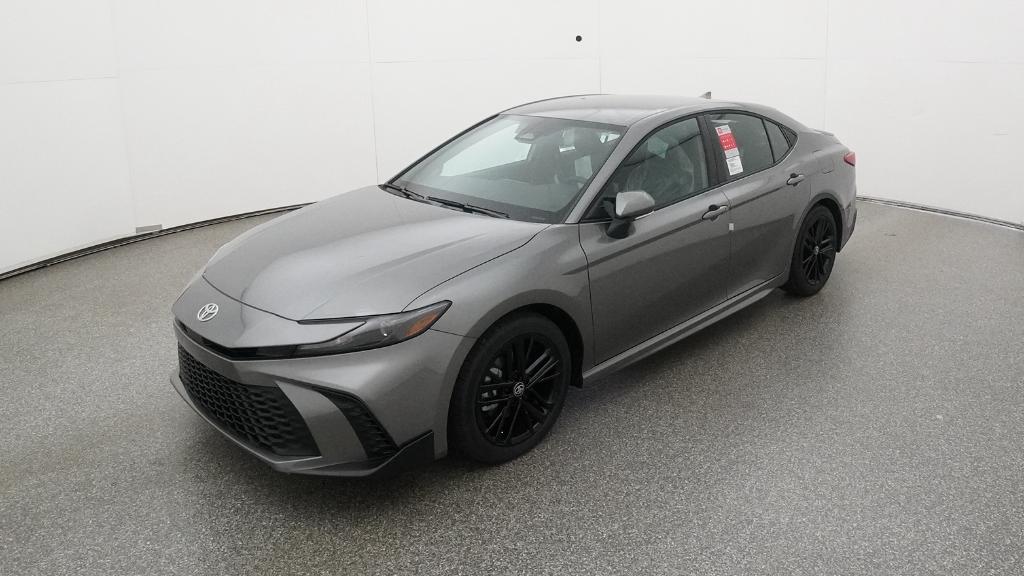 2026 Toyota Camry SE's photo