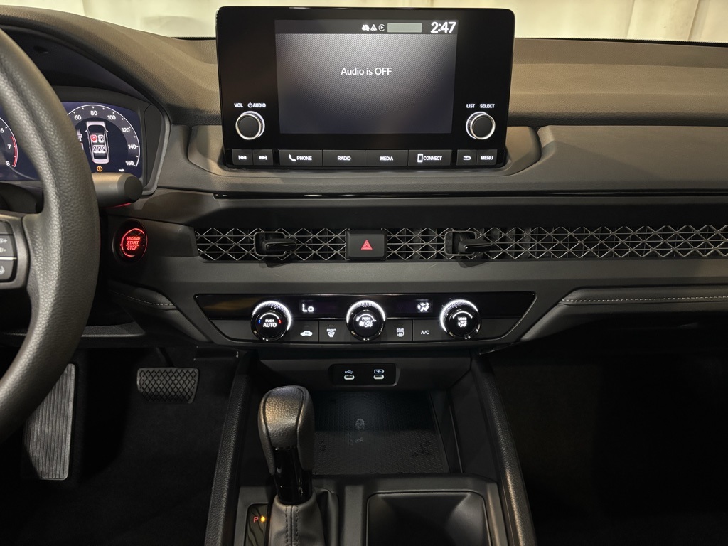 2023 Honda Accord LX photo 16
