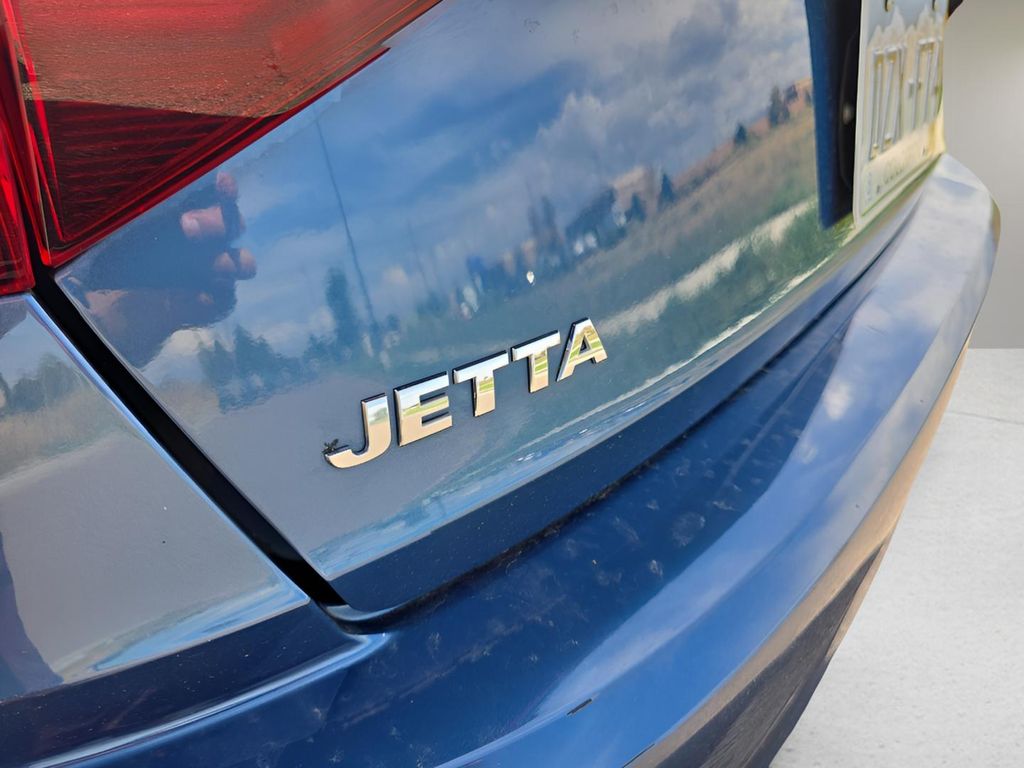2019 Volkswagen Jetta SE photo 9
