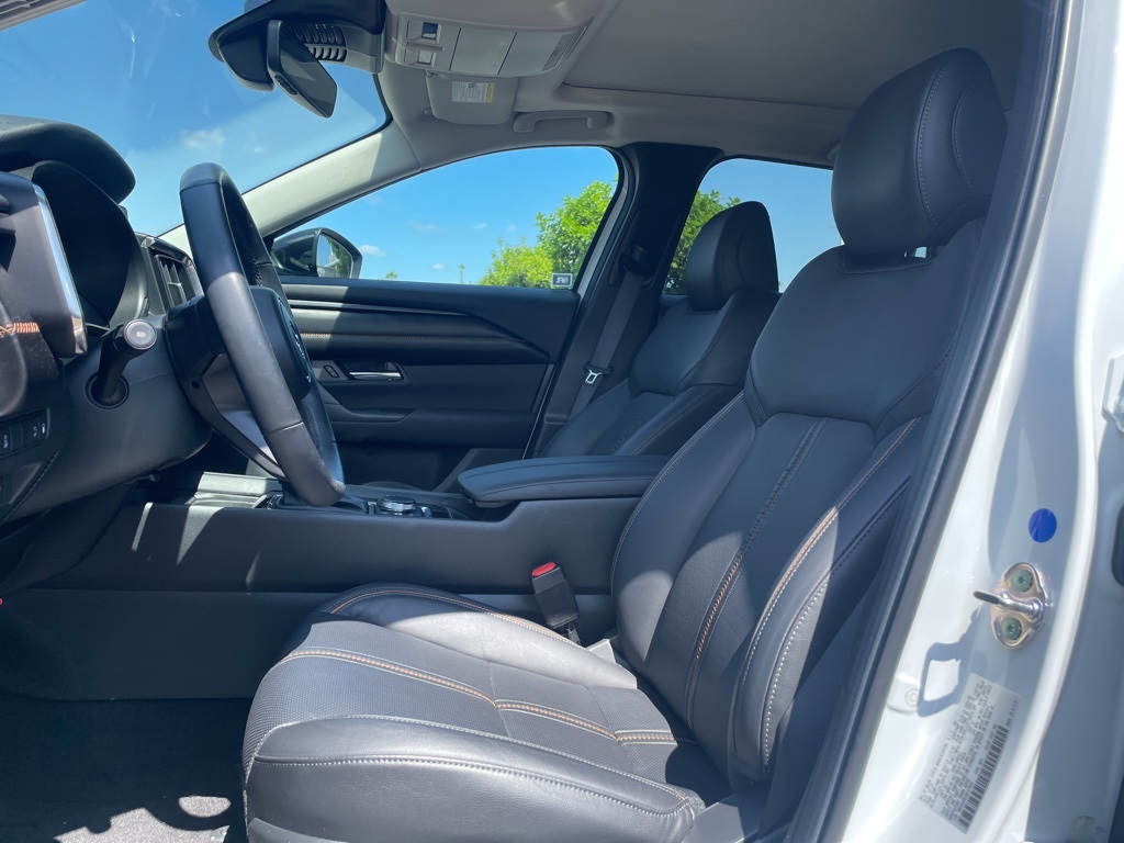 2025 Mazda CX-50 Premium Plus photo 6