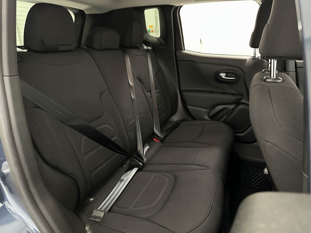 2022 Jeep Renegade Latitude photo 19