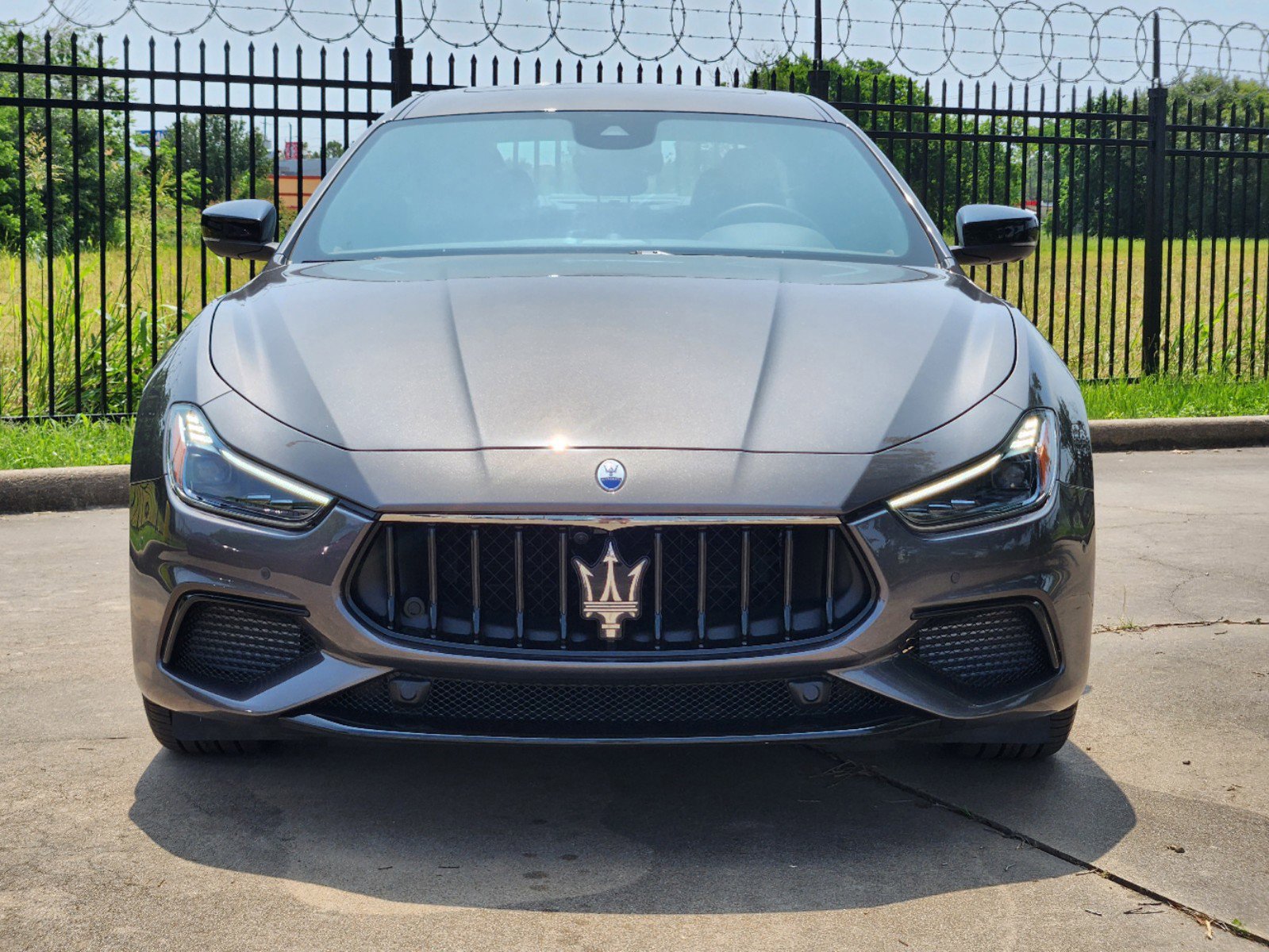 2024 Maserati Ghibli Modena Q4 photo 2