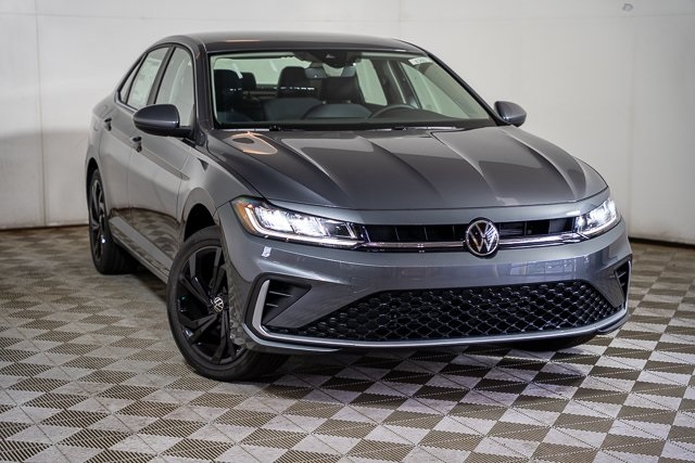2025 Volkswagen Jetta 1.5T SE photo 3
