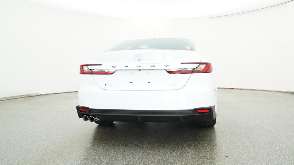 2025 Toyota Camry SE photo 3