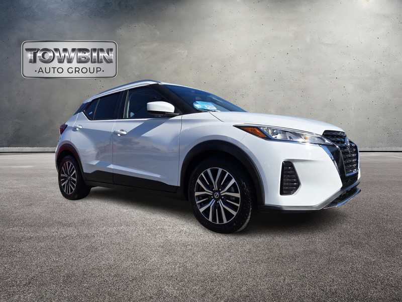 2021 Nissan Kicks SV photo 2