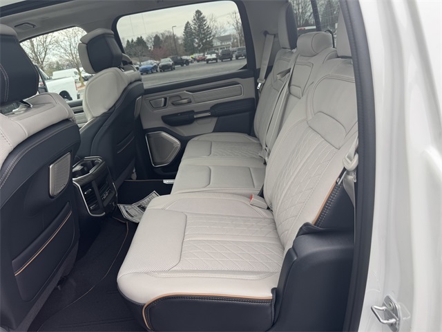 2025 Ram 1500 photo 22