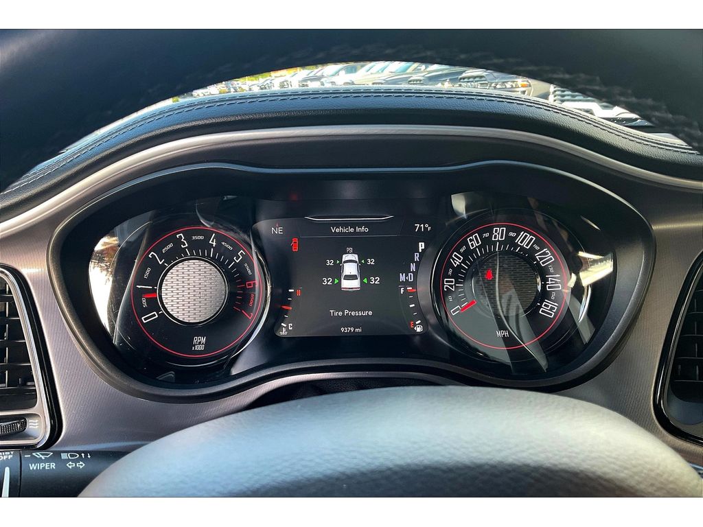 2020 Dodge Challenger R/T Plus photo 19