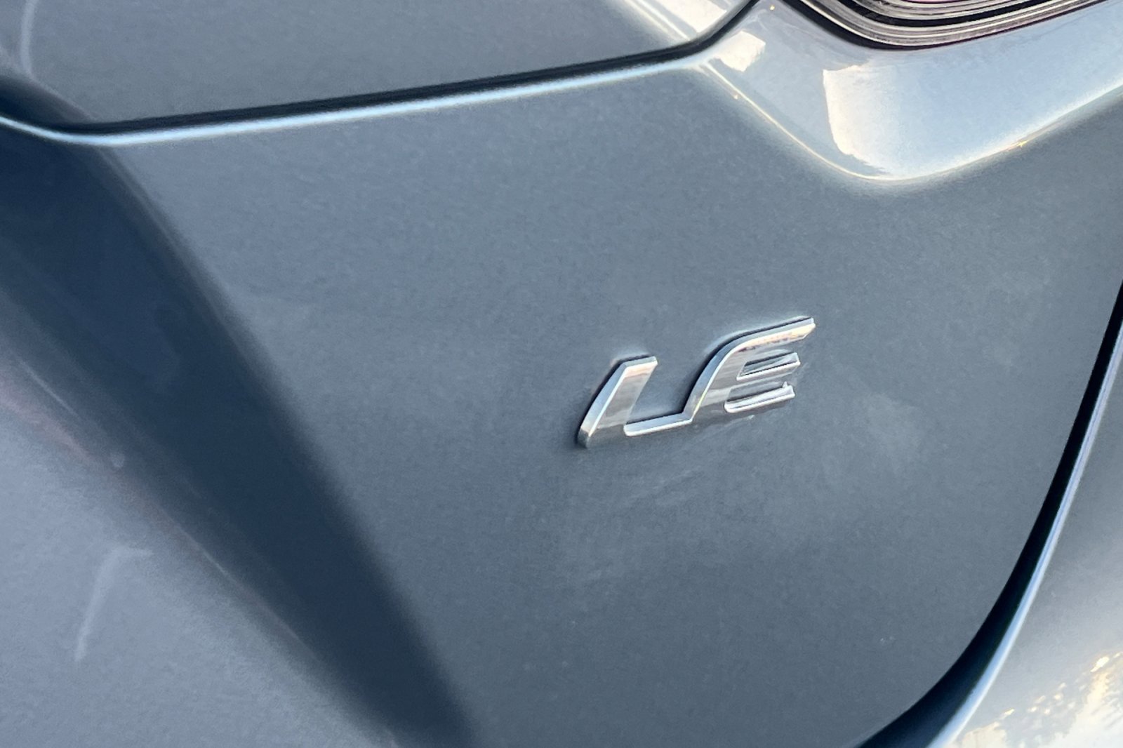 2022 Toyota Corolla LE photo 24